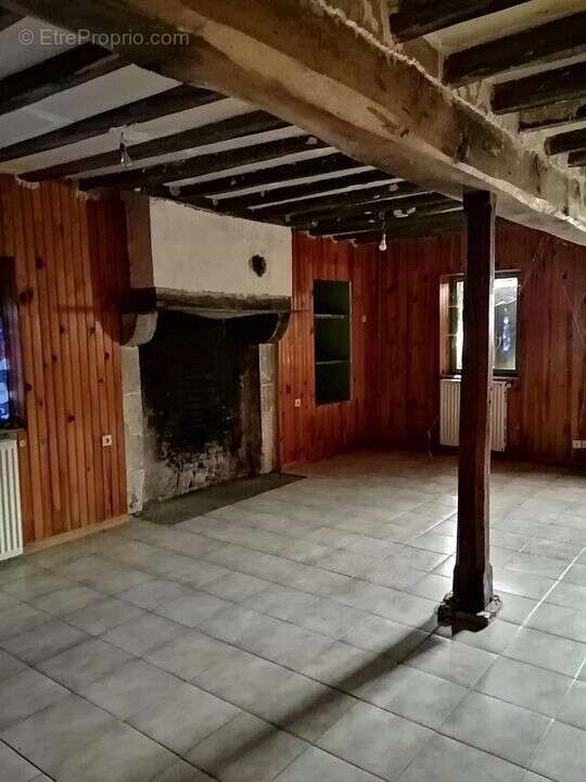 Maison à REUILLY