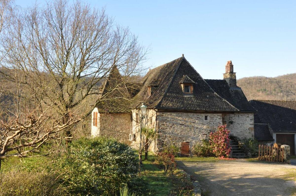 Maison à SAINT-CERE
