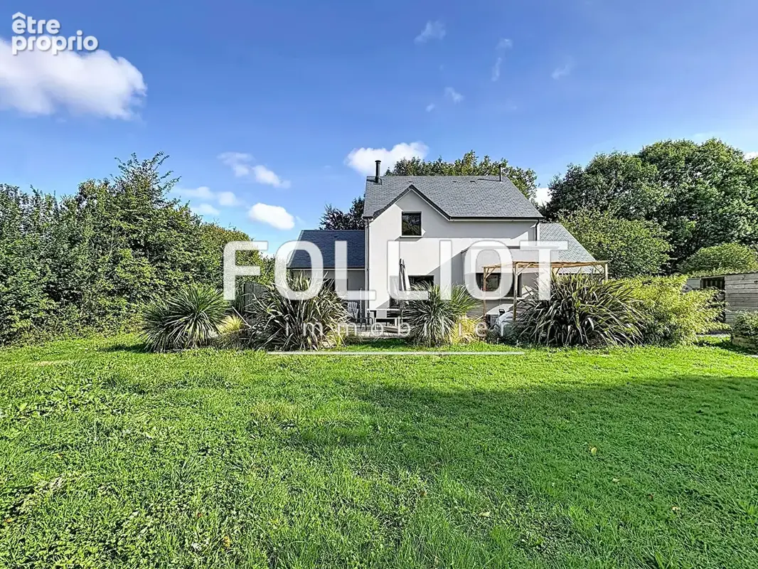 Photo Maison à Saint-Jean-Des-Champs au prix de 334 000€