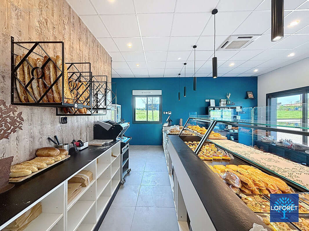 Commerce à SAIZERAIS