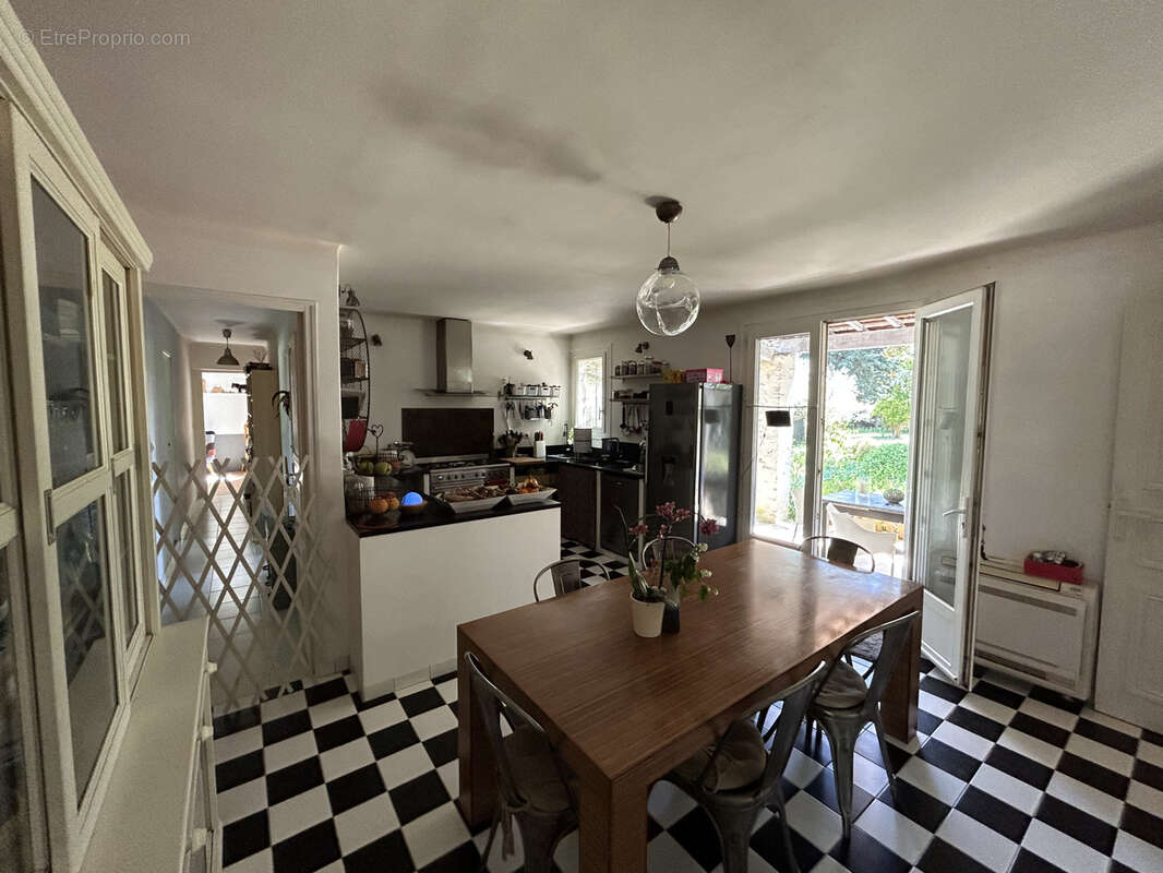Maison à UZES