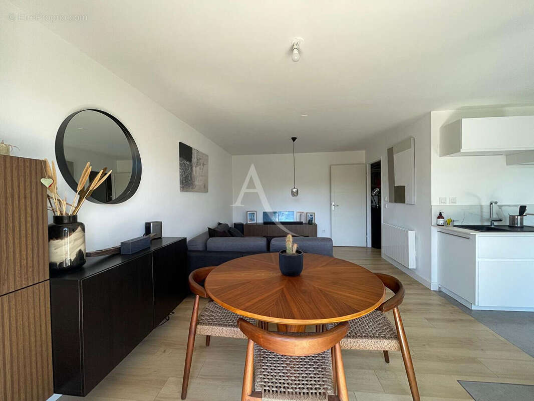 Appartement Nantes 3 pièce(s) 65.03 m2 + garage boxé de 27.68m² - photo 3