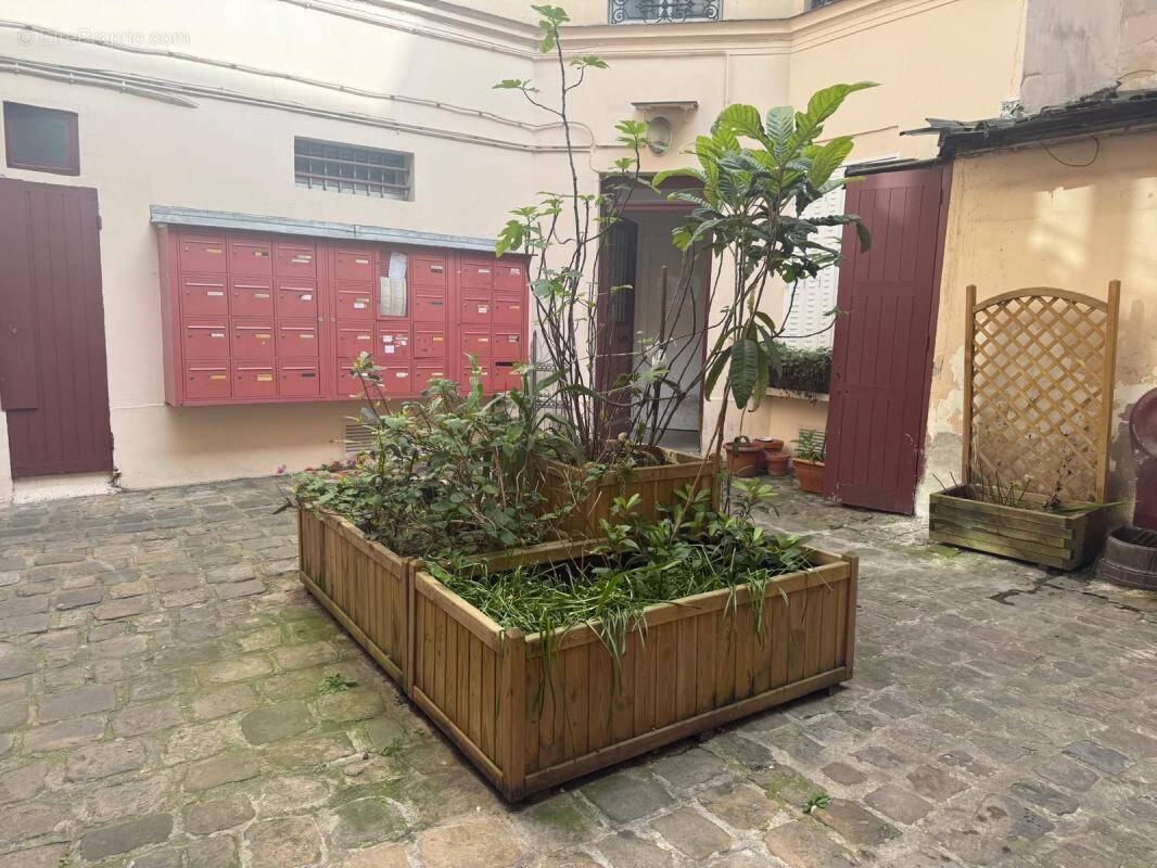 Appartement à PARIS-18E