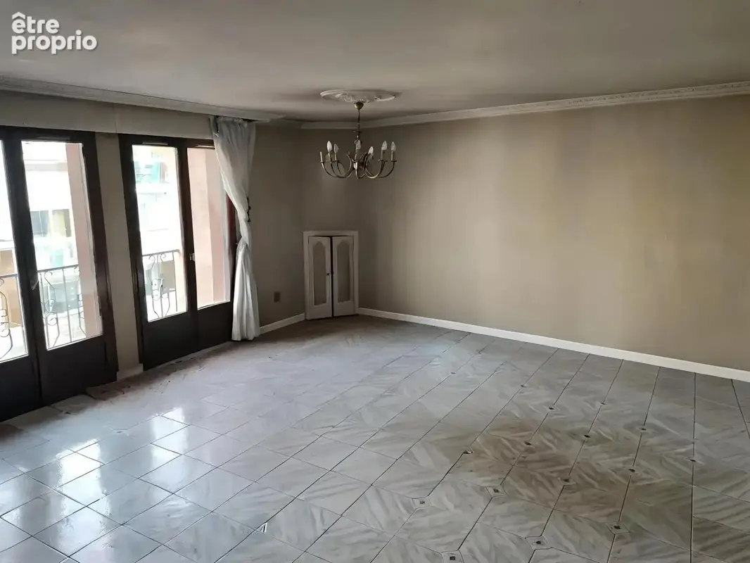 Appartement T4 - photo 2