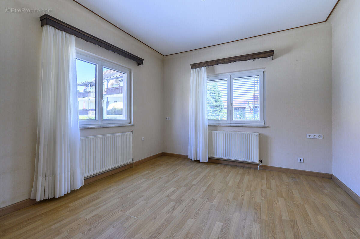 Maison 86 m² à Uttenheim  - photo 57
