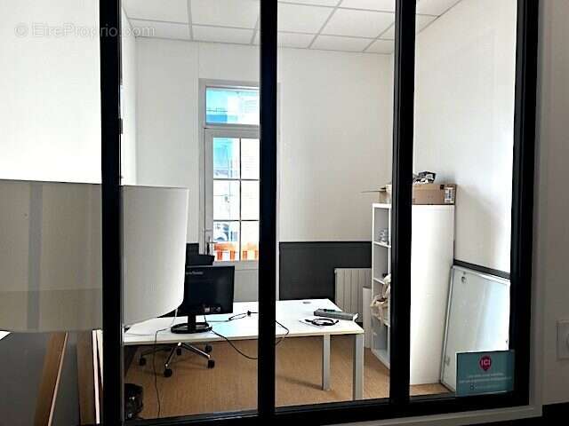 Commerce à PESSAC