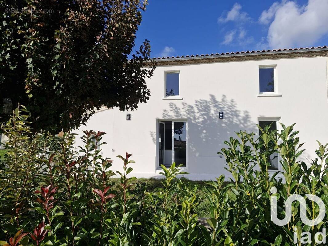 Photo 1 - Maison à MEDIS