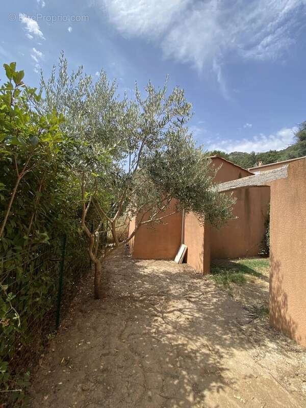 Maison à La Garde-Freinet  - photo 3