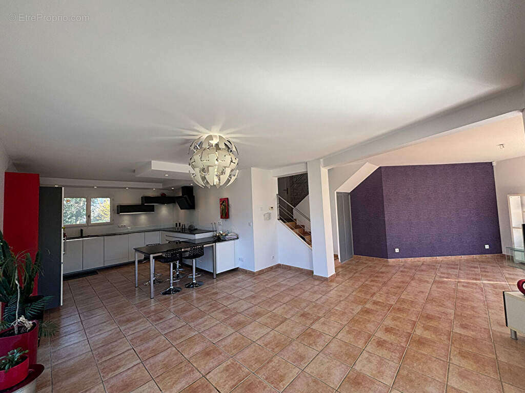 Maison Viviers Du Lac 4 pièce(s) 120 m2 - photo 7