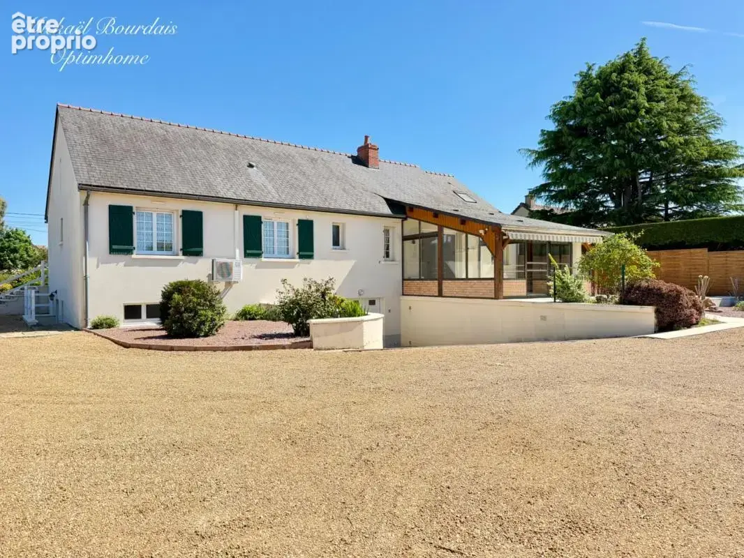 Maison familiale + dépendances – 230 m² – piscine – fort potentiel - photo 2