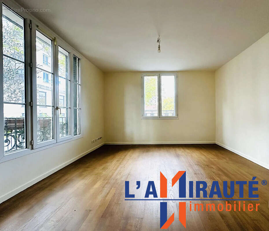 Maison à SARTROUVILLE