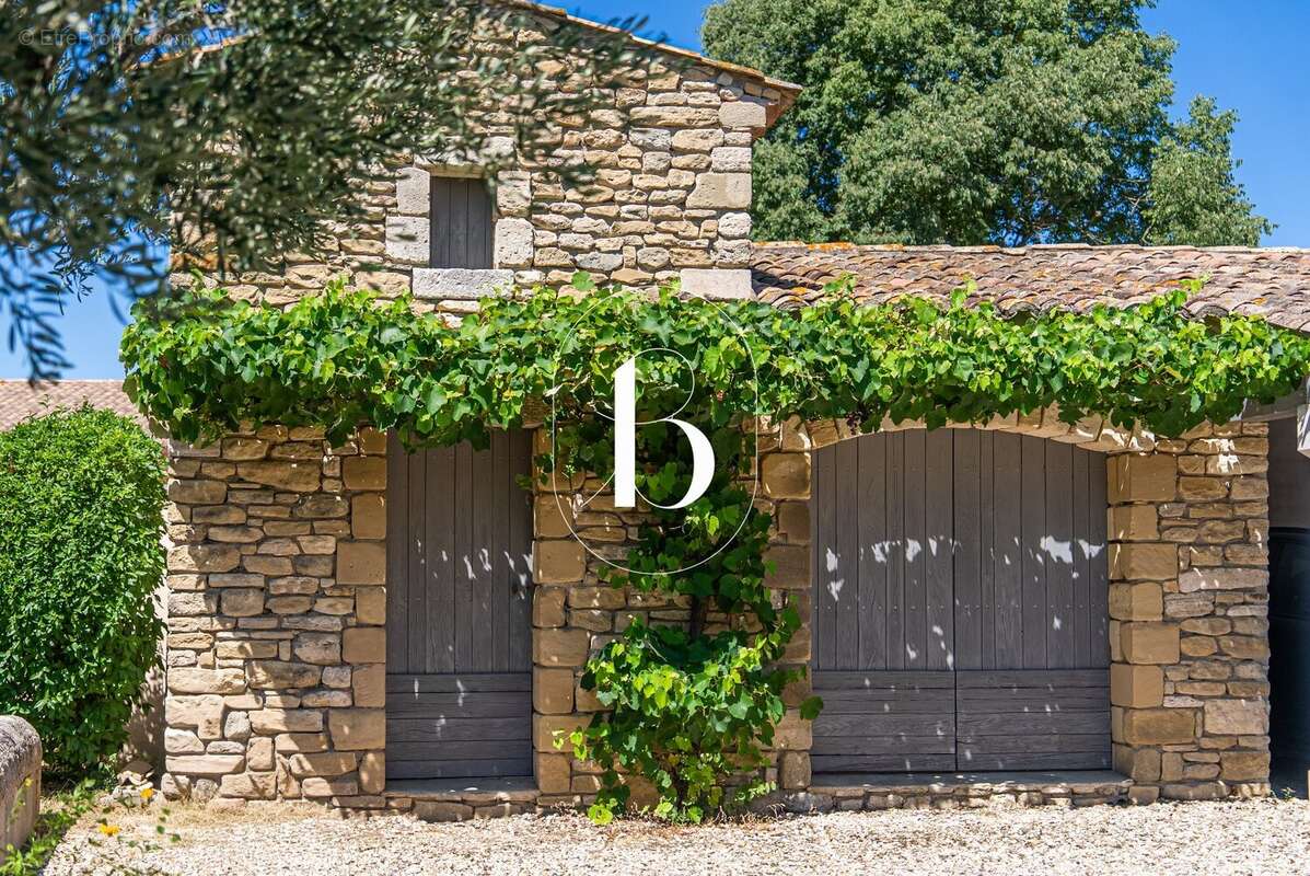 Maison à UZES