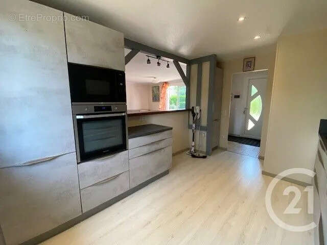 Maison 92 m² à Bernay  - photo 4