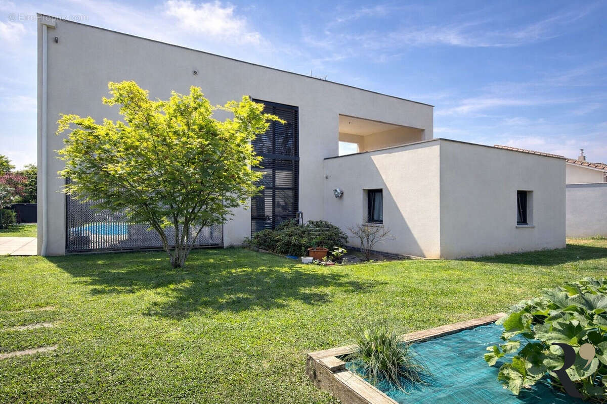 Maison à MONS