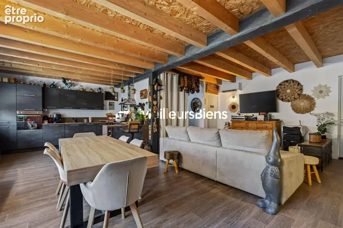 Duplex T3 esprit loft - 83m2 Carrez/105m2 au sol - Albens centre - photo 2