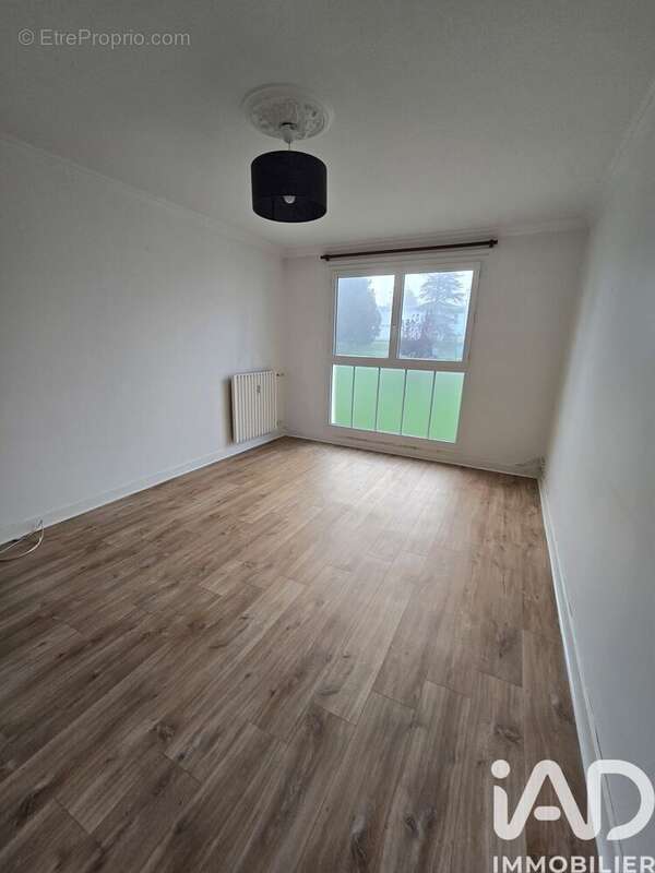 Photo 5 - Appartement à ETAMPES-SUR-MARNE