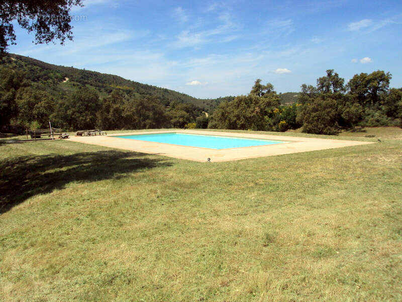 Maison à PLAN-DE-LA-TOUR