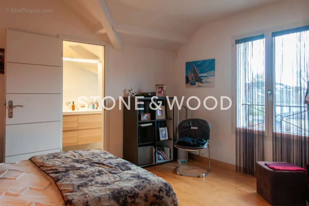 Maison à DIVONNE-LES-BAINS