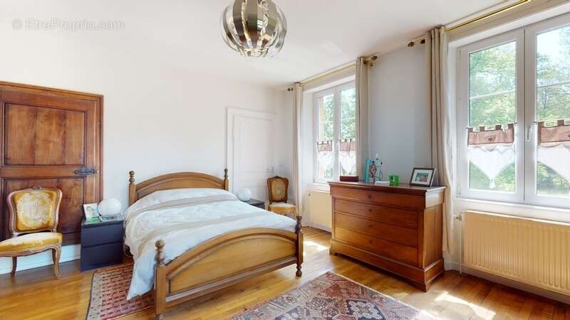 Maison à THONNE-LES-PRES