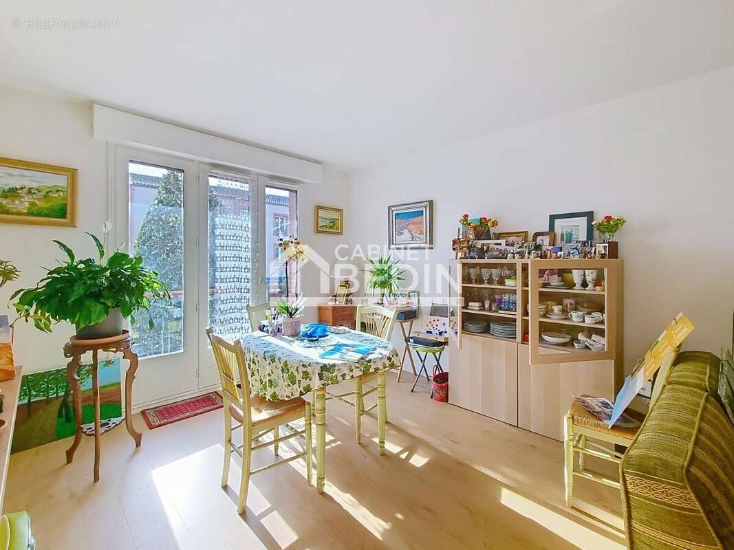 Appartement à TOURNEFEUILLE