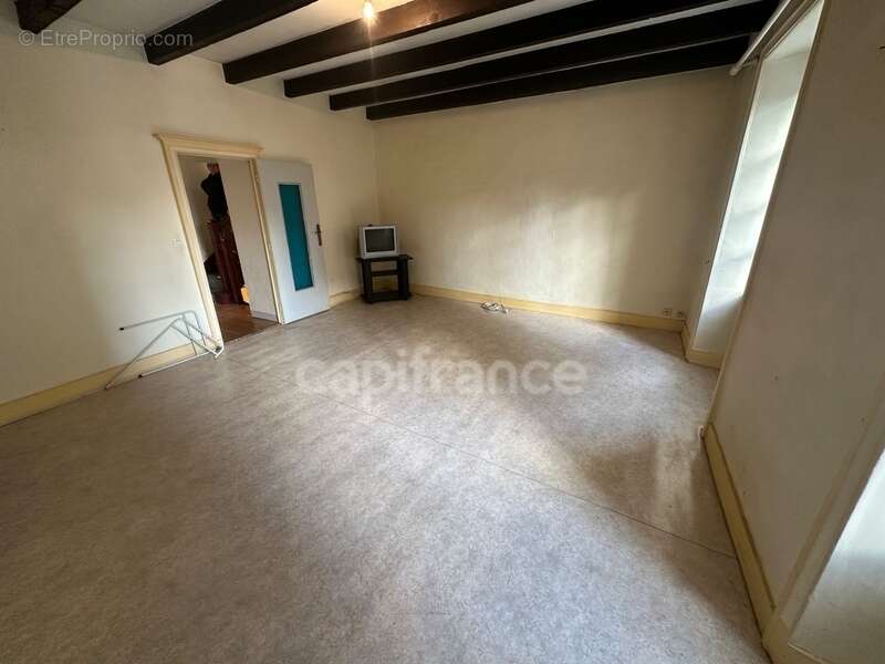 Appartement à CARHAIX-PLOUGUER