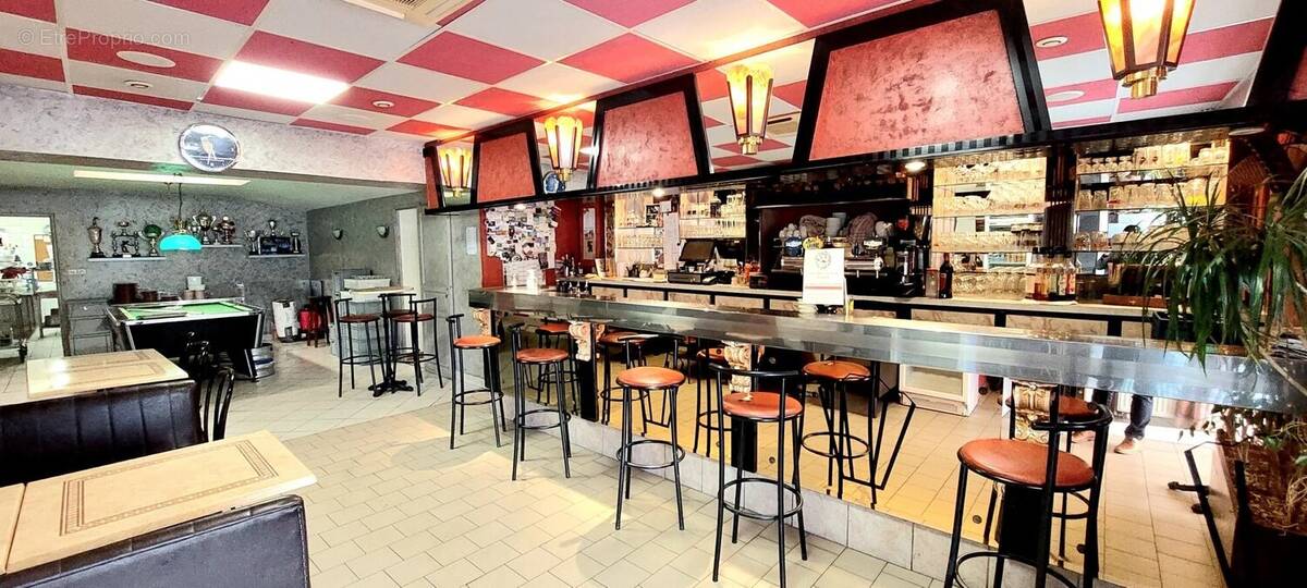 Commerce à CHATELLERAULT