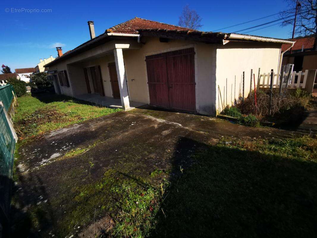 Maison à MADIRAN