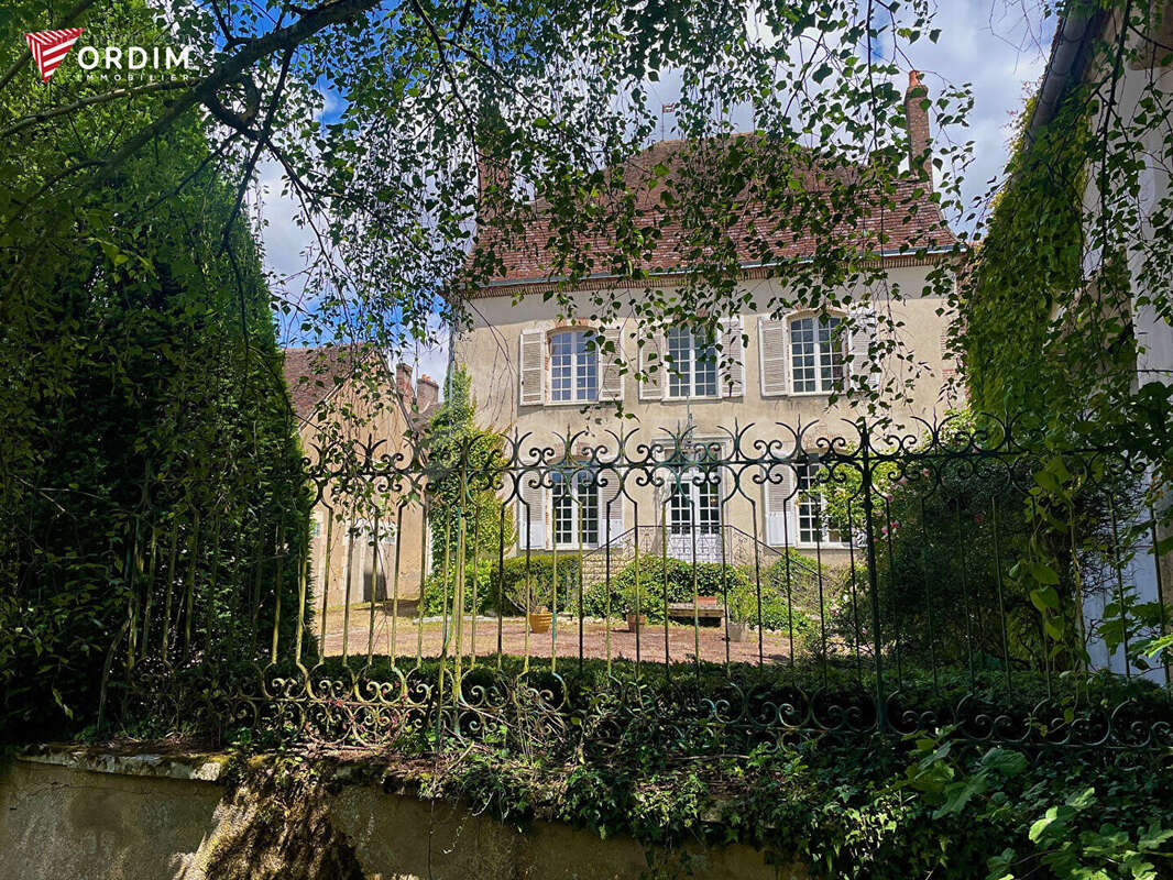 Maison à BLENEAU