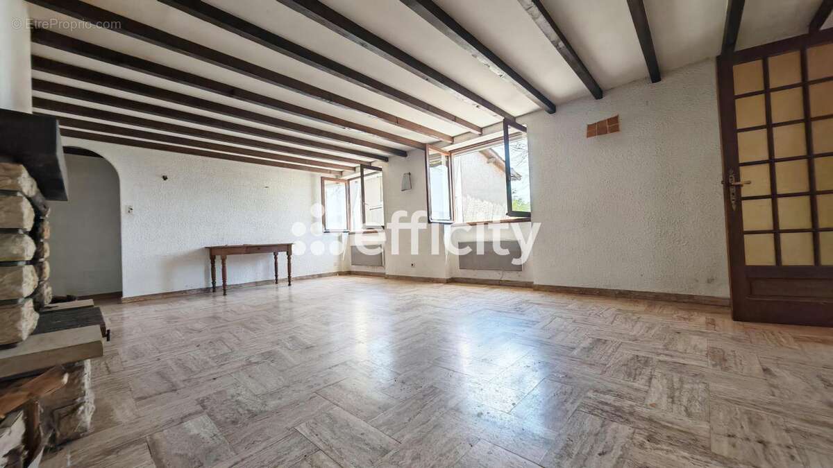 Maison 150 m² à Moirans  - photo 11