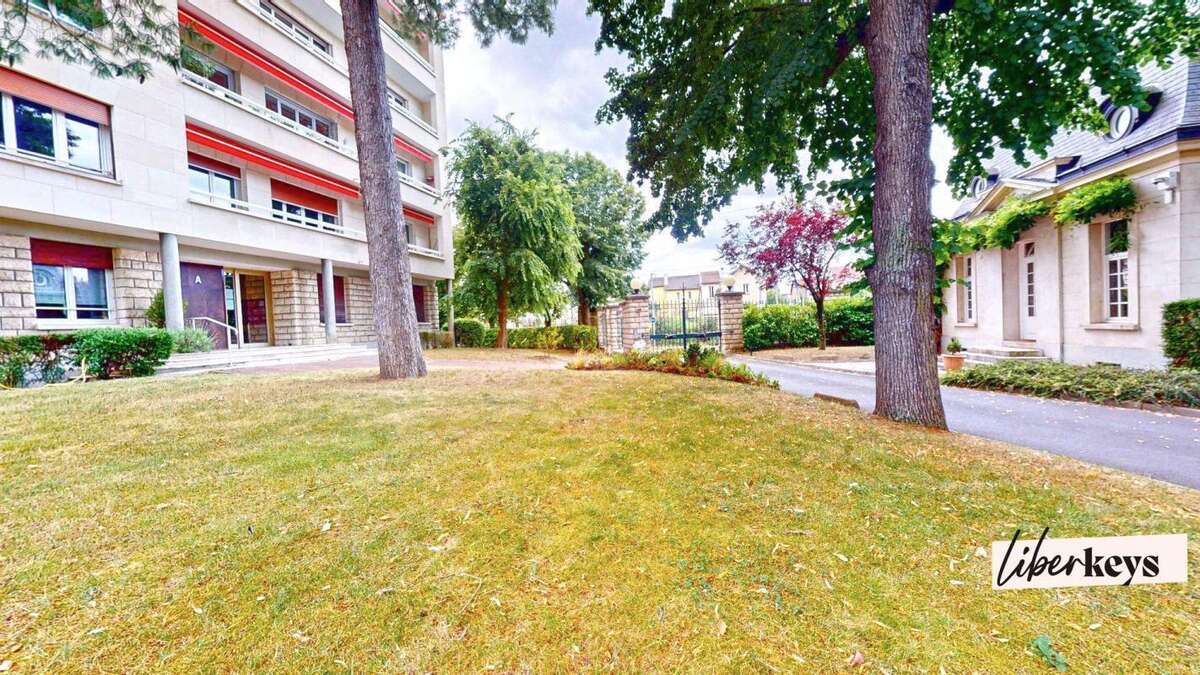 Appartement à MAISONS-LAFFITTE