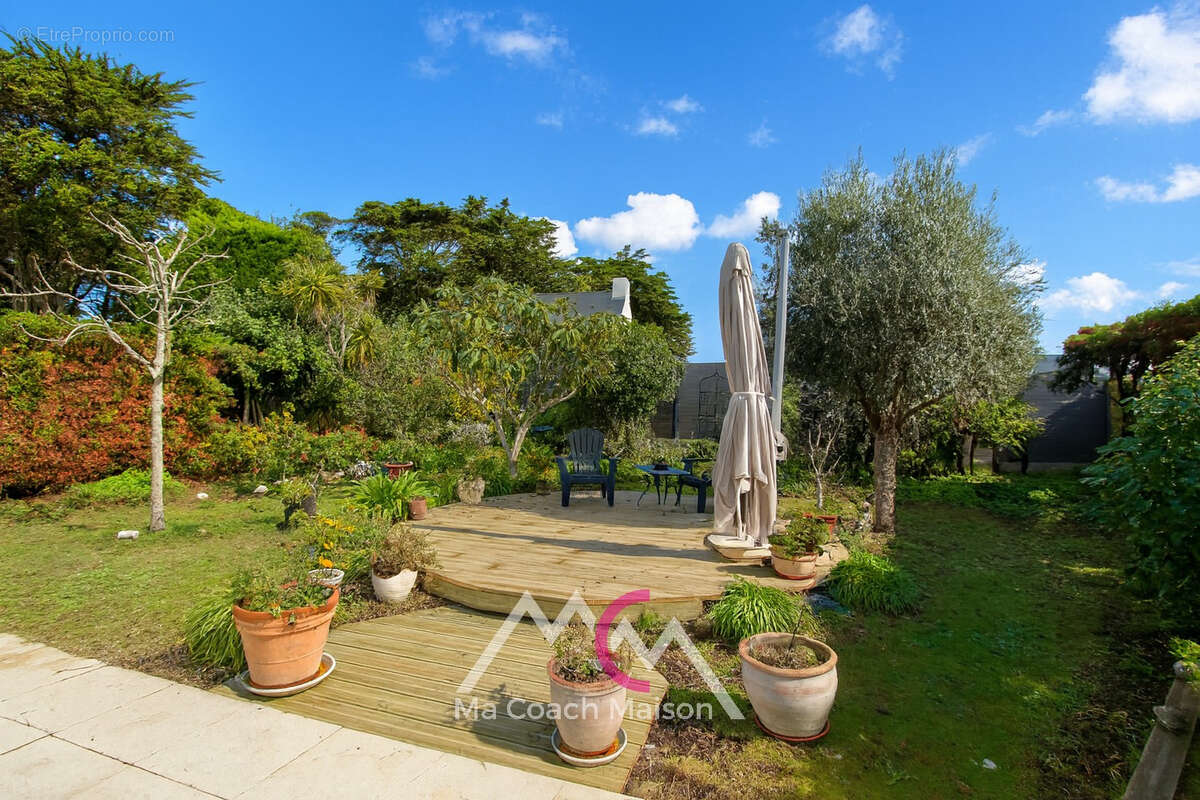 Maison à LE POULIGUEN