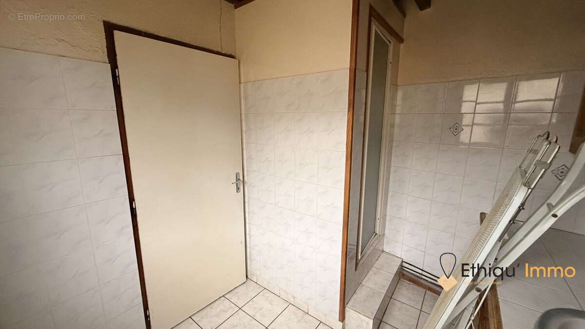Maison à SOMMEVOIRE