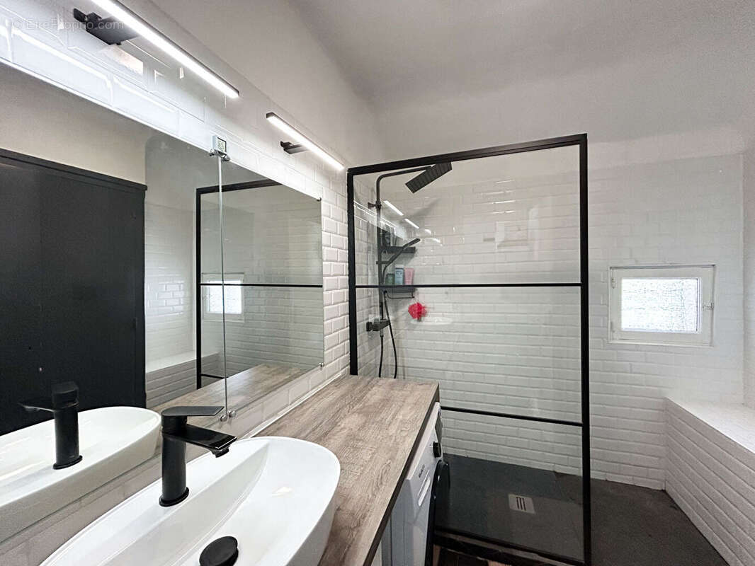 Appartement à AIX-LES-BAINS