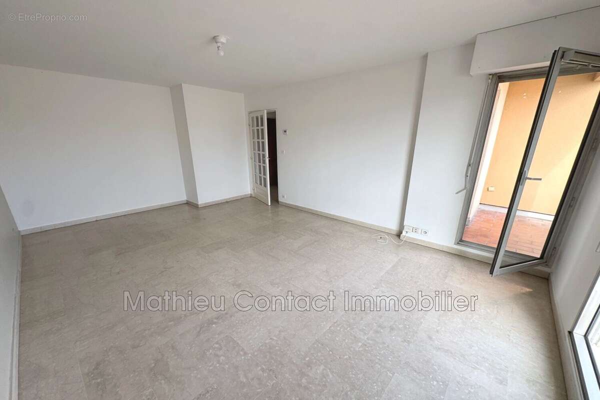 Appartement à NIMES