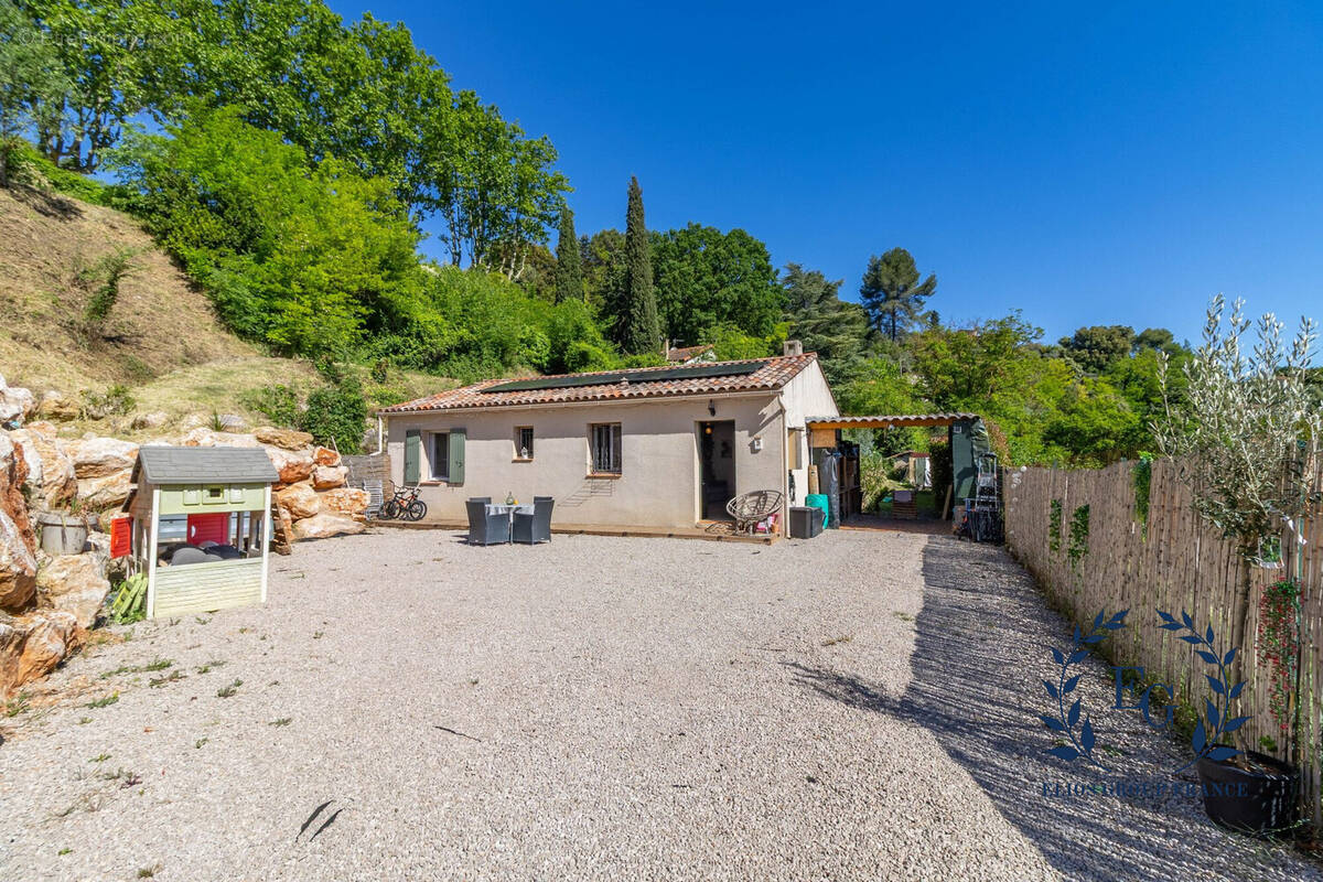 Maison à BARJOLS