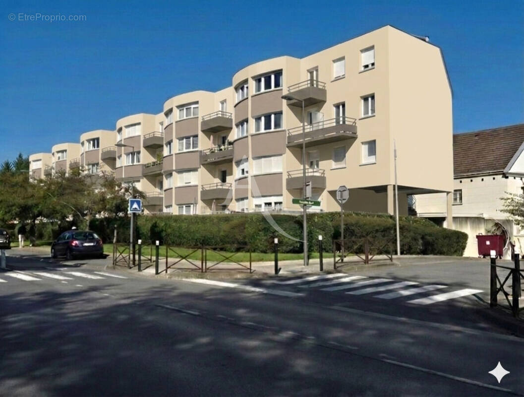 Appartement à LOGNES