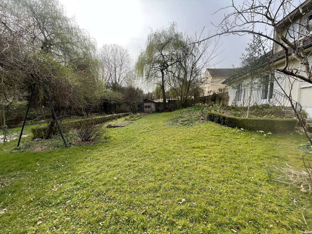 Maison à PONT-SAINTE-MAXENCE