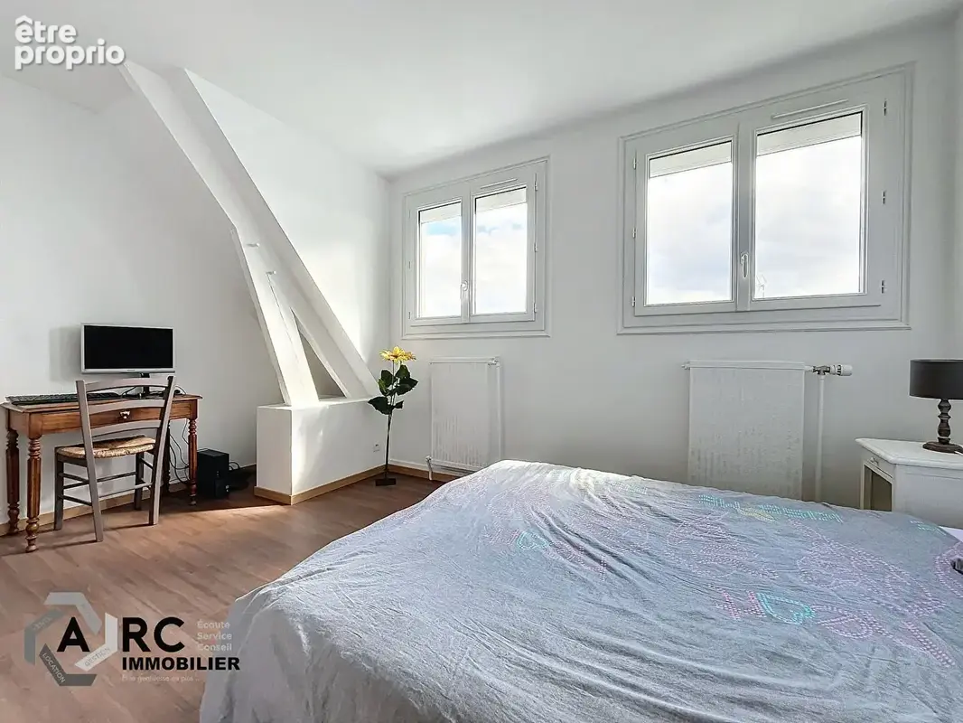 Maison Saint Jean De La Ruelle limite Ingré - photo 4