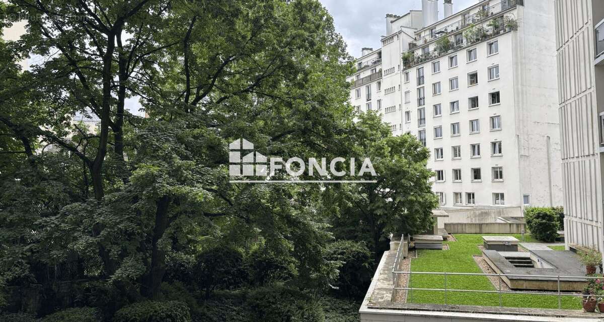 Appartement à PARIS-12E