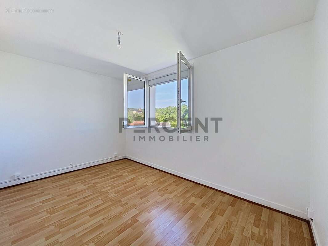 Appartement à CHARLEVILLE-MEZIERES