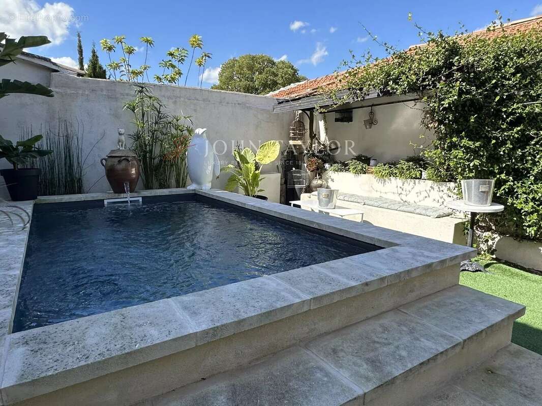 Maison à EYGALIERES