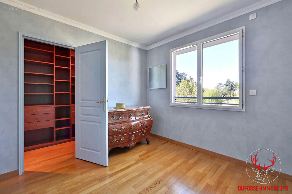 Appartement à TASSIN-LA-DEMI-LUNE