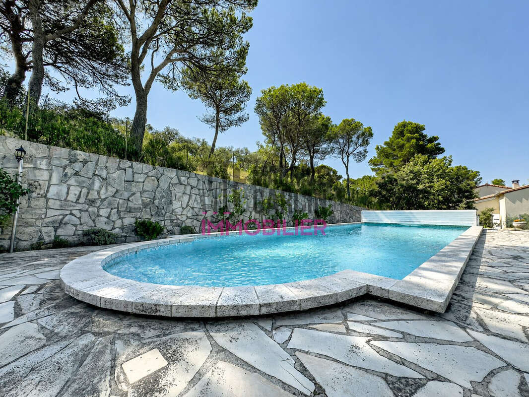 Maison 124 m² à Merindol  - photo 4