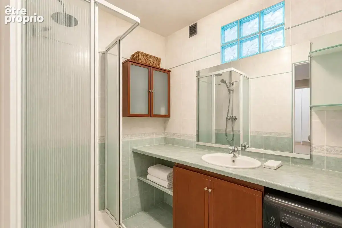 Appartement de 3 pièces de 63 m² à Villeurbanne - photo 9