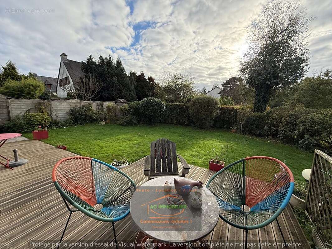 Maison à MONTGERMONT