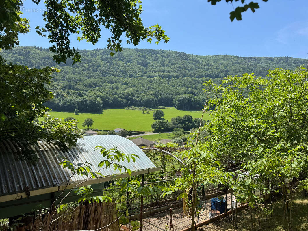 Appartement à MONNETIER-MORNEX