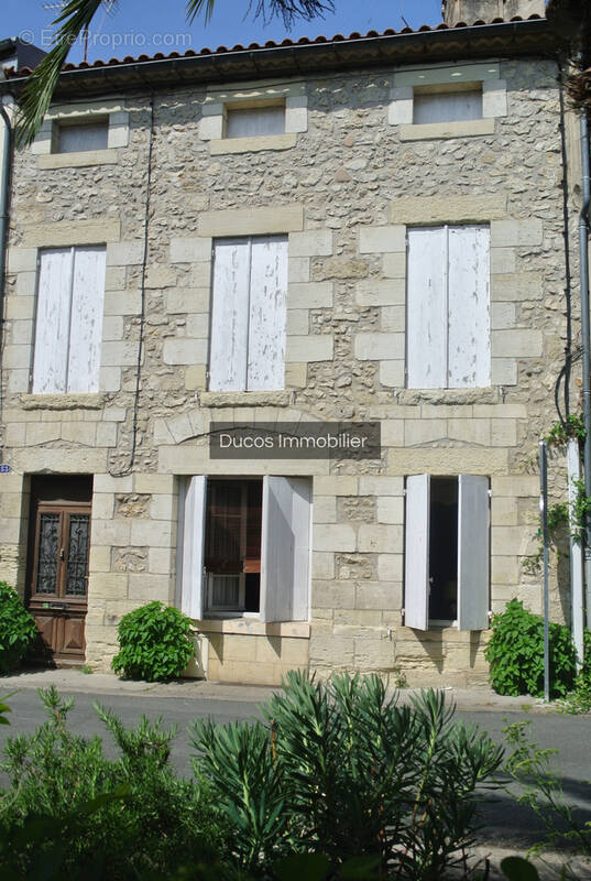Maison à SAINTE-BAZEILLE
