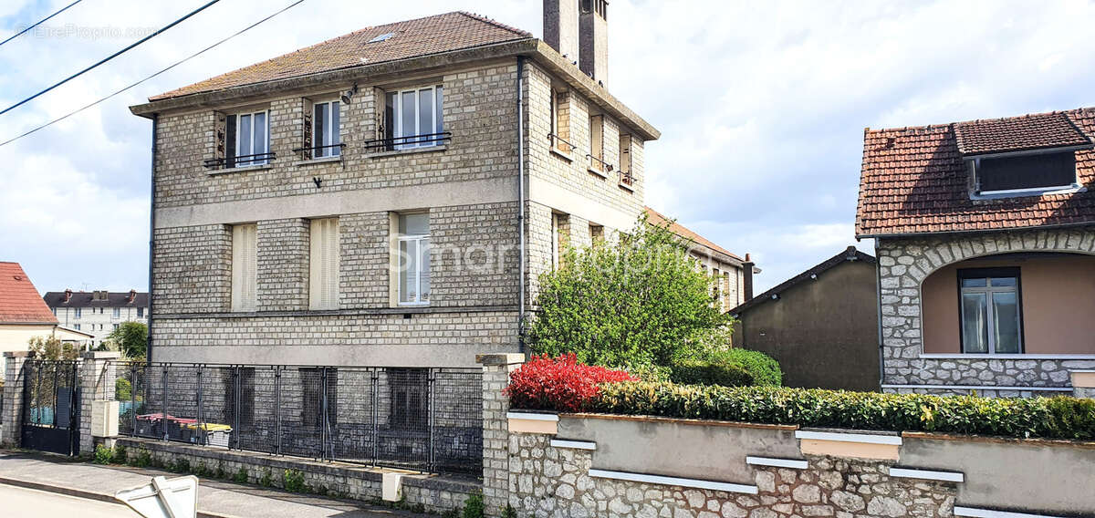 Appartement à VARENNES-SUR-SEINE