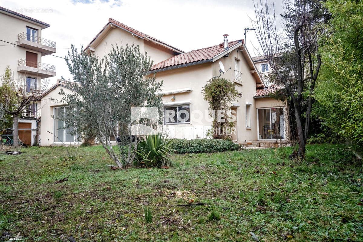 Maison à MILLAU