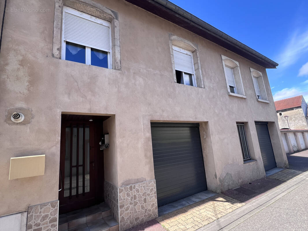 Appartement à BLAINVILLE-SUR-L&#039;EAU